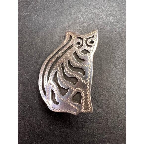 Vintage dead stock Sterling silver cat brooch - Picture 1 of 14